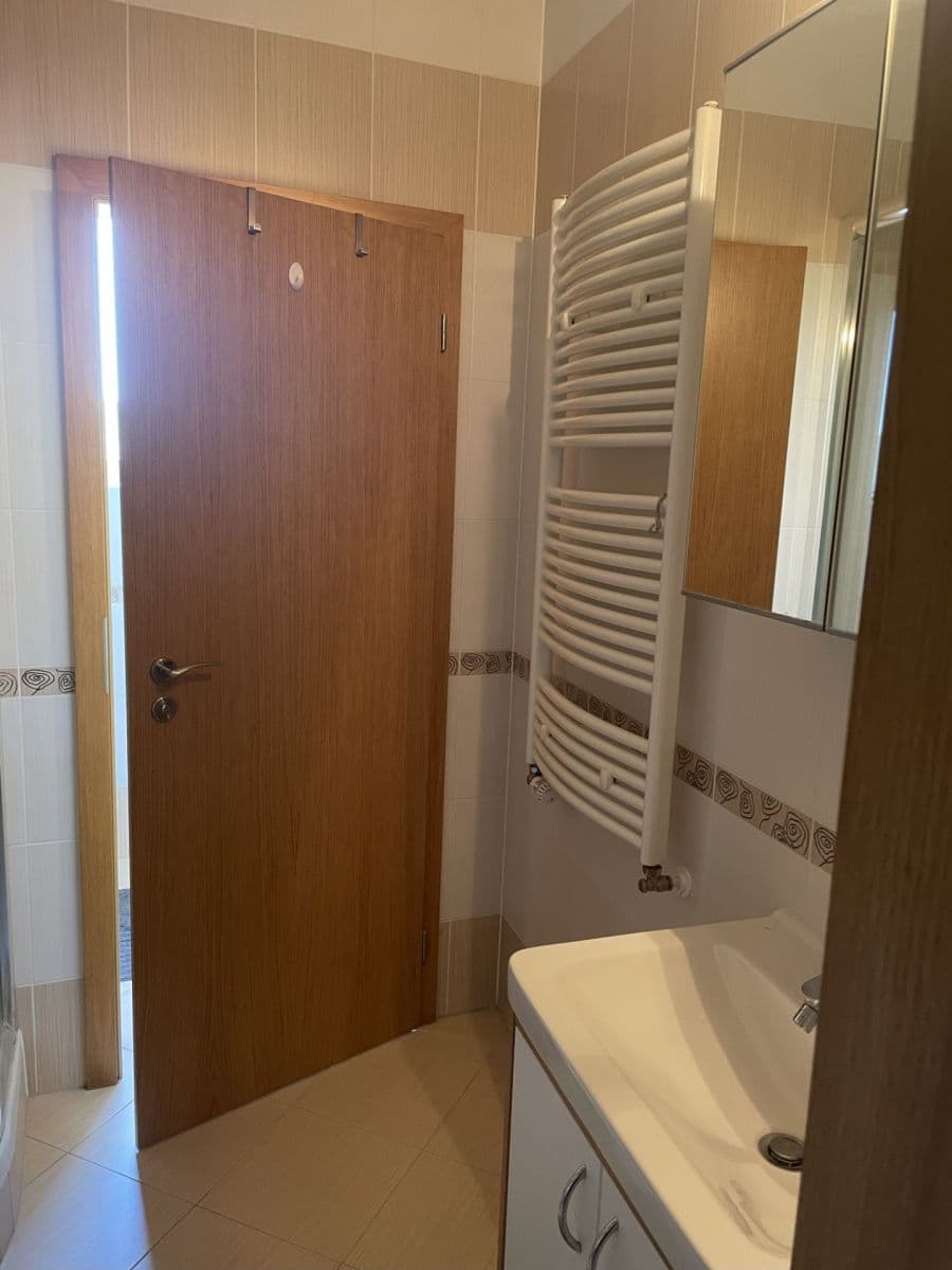 Pronájem bytu 1+kk 33 m², Nademlejnská, Praha, Praha Pronájem bytu 1+kk 33 m², Nademlejnská, Praha, Praha