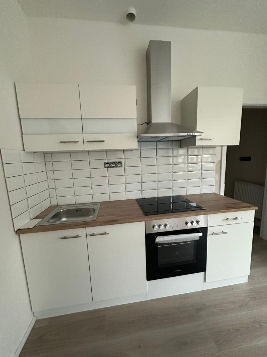 Pronájem bytu 36 m², Křižíkova, Praha, Praha Pronájem bytu 36 m², Křižíkova, Praha, Praha