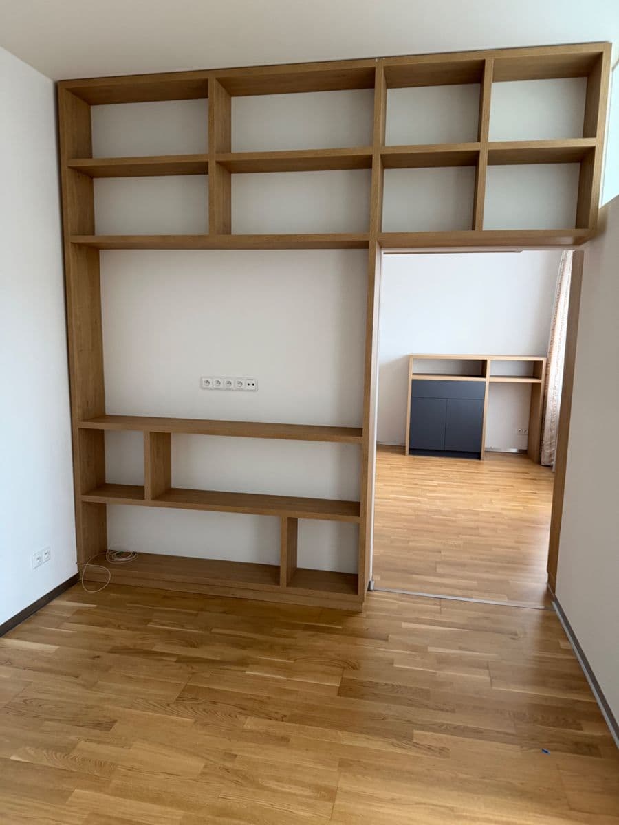 Pronájem bytu 4+kk 95 m², Sukova třída, Pardubice, Pardubický kraj Pronájem bytu 4+kk 95 m², Sukova třída, Pardubice, Pardubický kraj