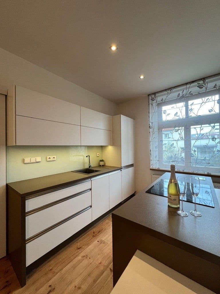 Pronájem bytu 2+kk 45 m², Chaberská, Praha, Praha Pronájem bytu 2+kk 45 m², Chaberská, Praha, Praha