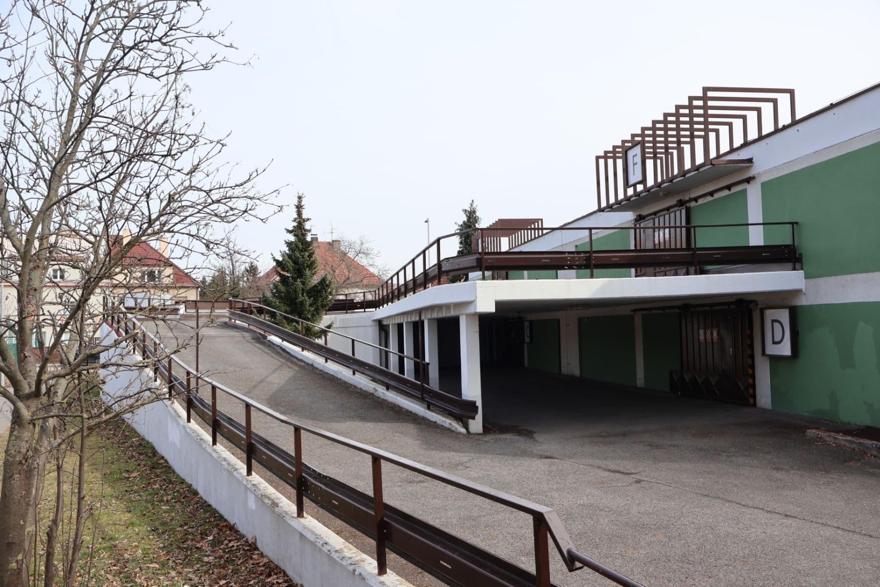 Pronájem garáže 17 m², U Slovanky, Praha, Praha Pronájem garáže 17 m², U Slovanky, Praha, Praha