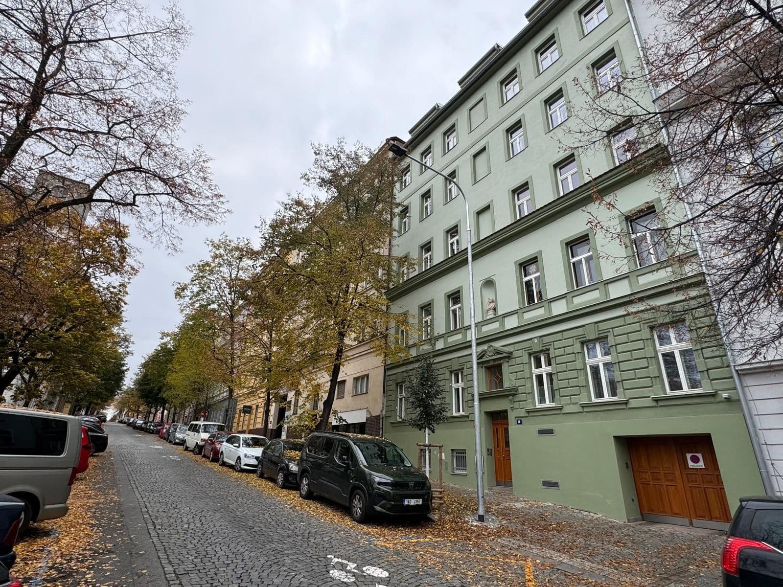 Pronájem garáže 15 m², Bořivojova, Praha, Praha Pronájem garáže 15 m², Bořivojova, Praha, Praha