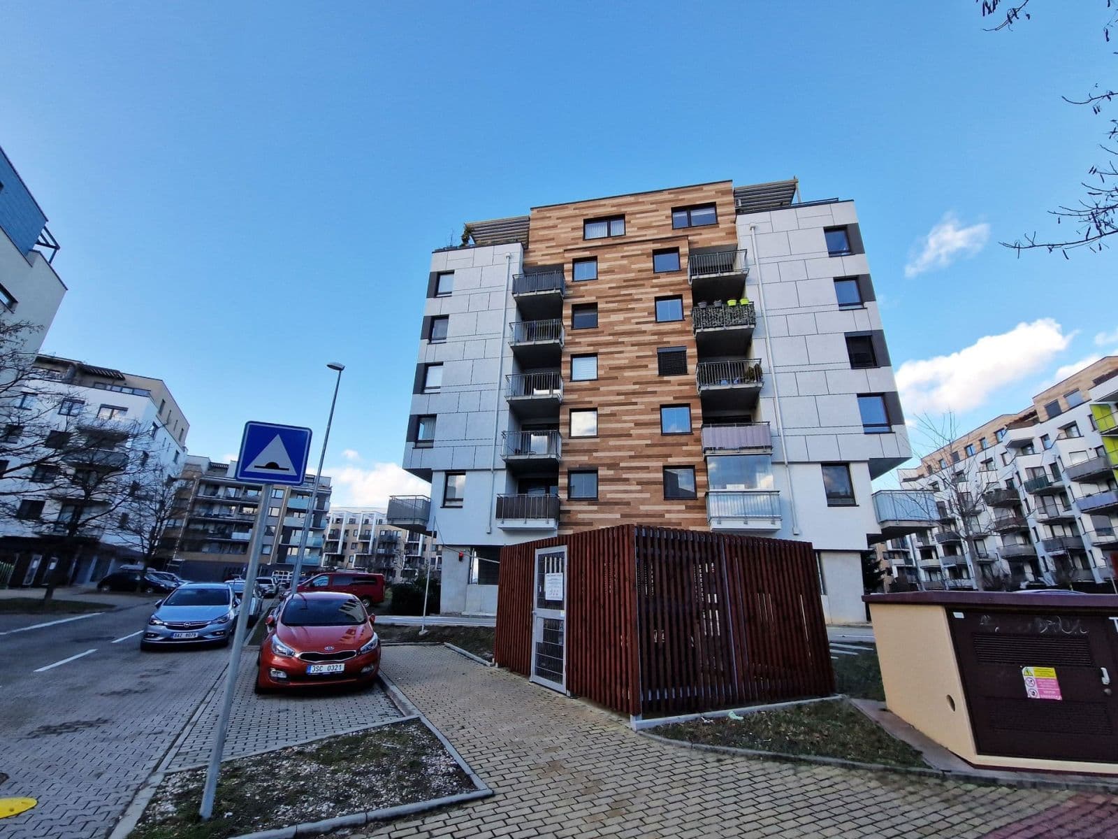 Pronájem bytu 1+kk 32 m², Makedonská, Praha, Praha Pronájem bytu 1+kk 32 m², Makedonská, Praha, Praha