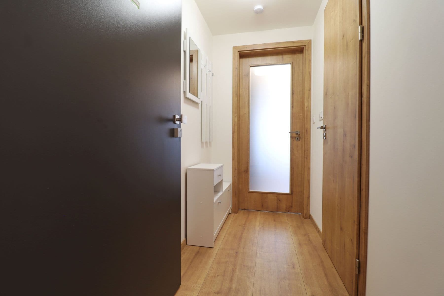 Pronájem bytu 1+kk 28 m², Stejnosměrná, Praha, Praha Pronájem bytu 1+kk 28 m², Stejnosměrná, Praha, Praha