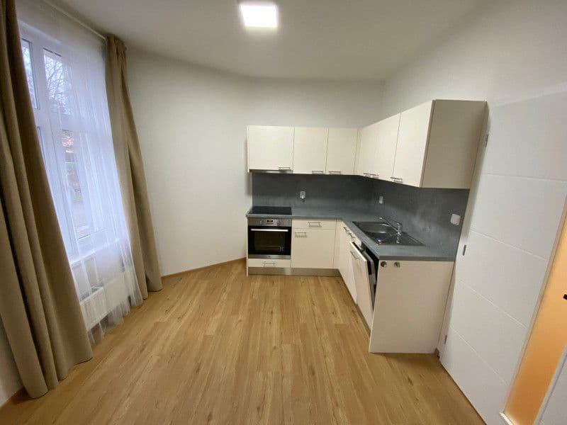 Pronájem bytu 64 m², K Zámku, Praha, Praha Pronájem bytu 64 m², K Zámku, Praha, Praha