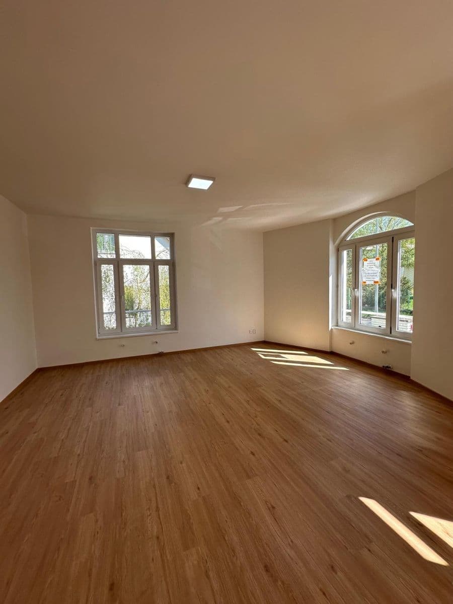 Pronájem bytu 64 m², K Zámku, Praha, Praha Pronájem bytu 64 m², K Zámku, Praha, Praha