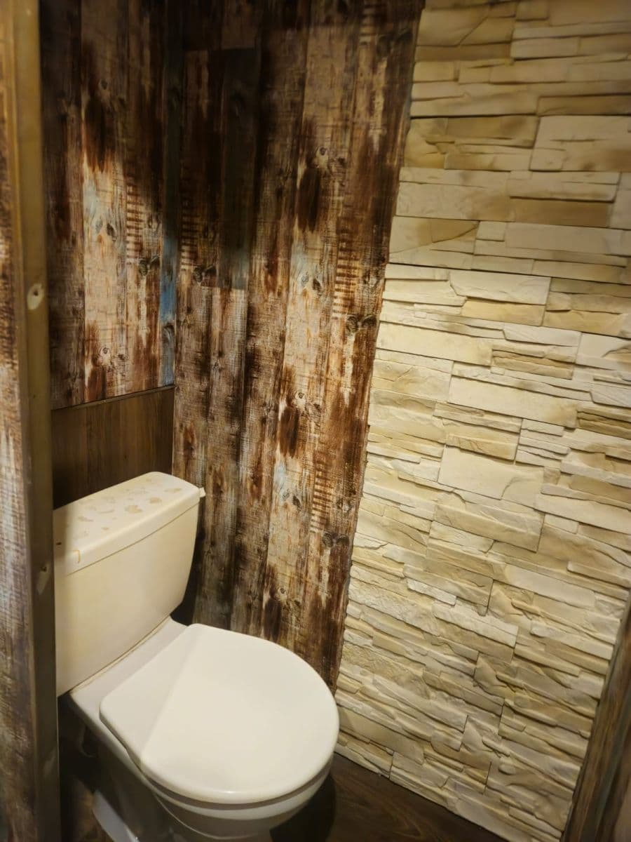 Pronájem bytu 1+kk 20 m², J. A. Gagarina, Nejdek, Karlovarský kraj Pronájem bytu 1+kk 20 m², J. A. Gagarina, Nejdek, Karlovarský kraj