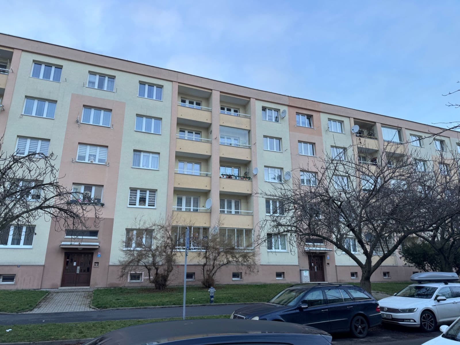 Prodej bytu 2+1 54 m², Vítězslava Nezvala, Most, Ústecký kraj Prodej bytu 2+1 54 m², Vítězslava Nezvala, Most, Ústecký kraj