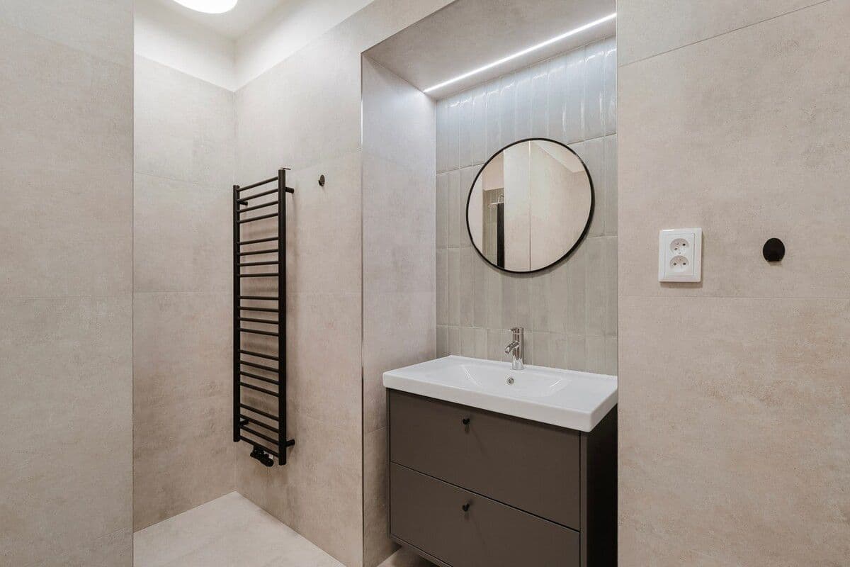 Pronájem bytu 50 m², Urxova, Praha, Praha Pronájem bytu 50 m², Urxova, Praha, Praha