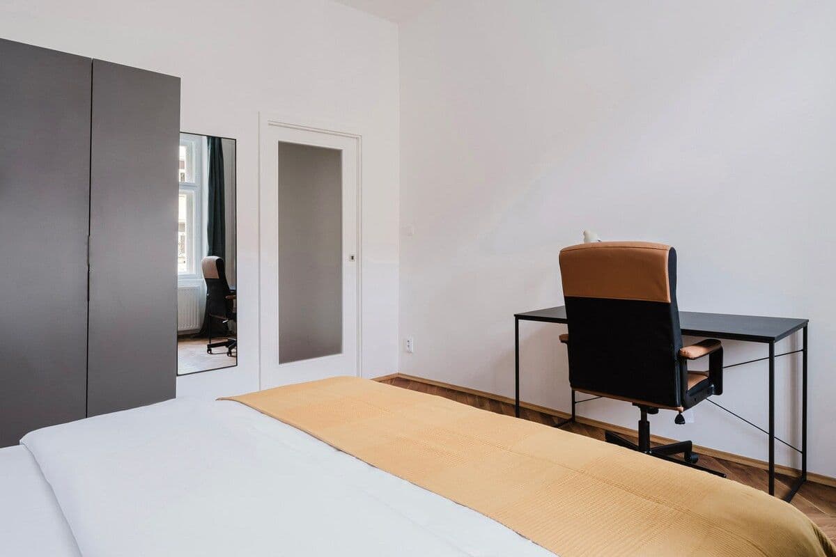 Pronájem bytu 50 m², Urxova, Praha, Praha Pronájem bytu 50 m², Urxova, Praha, Praha