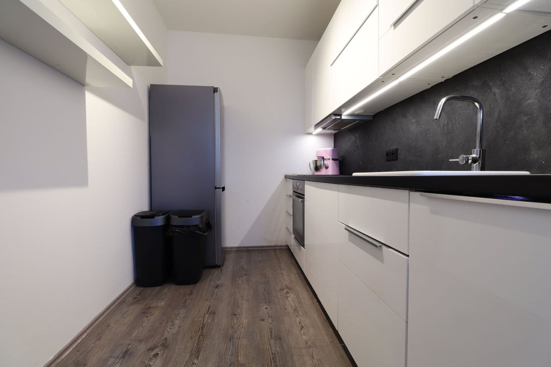 Pronájem bytu 2+kk 57 m², Miloše Havla, Praha, Praha Pronájem bytu 2+kk 57 m², Miloše Havla, Praha, Praha