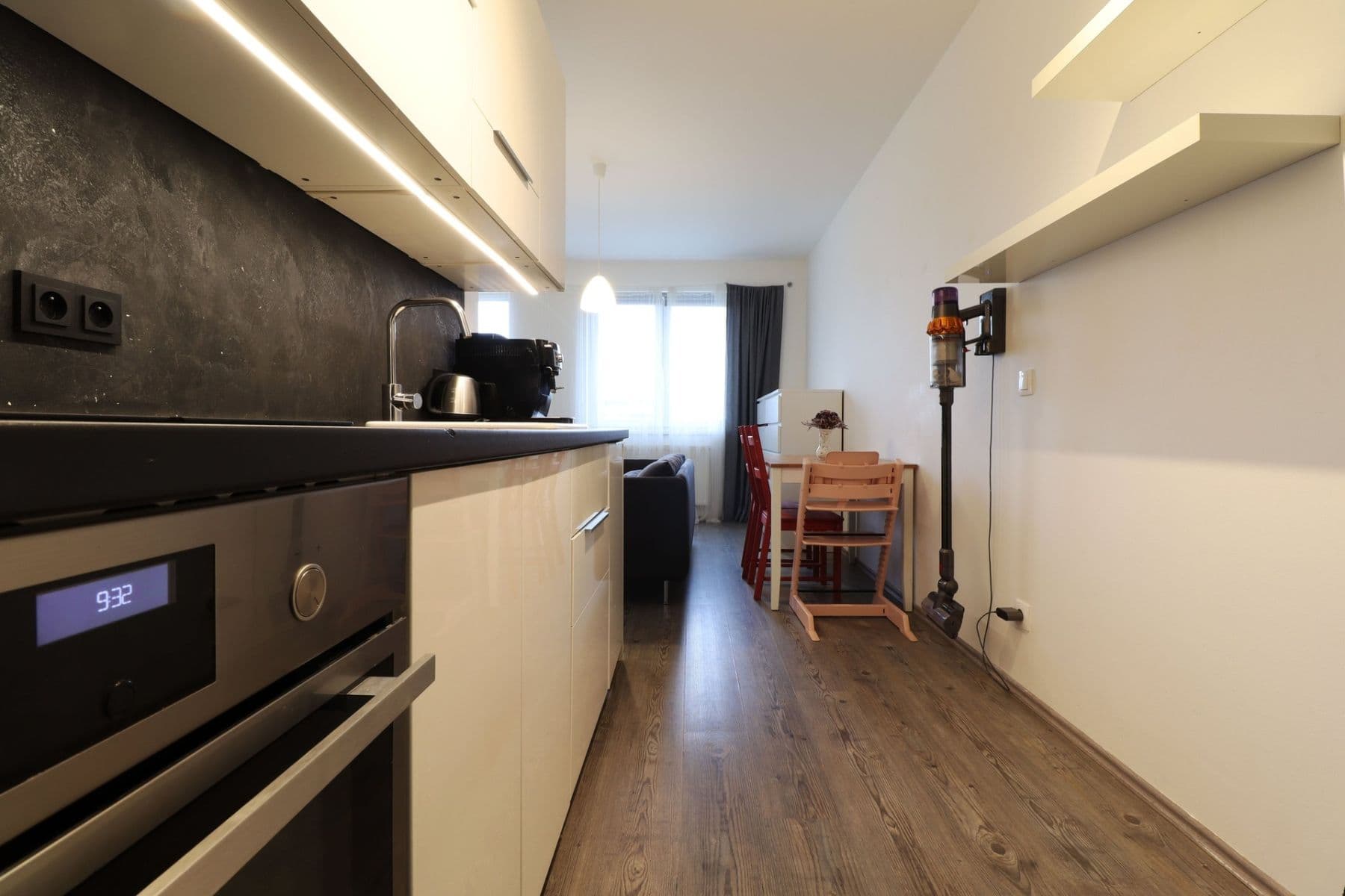 Pronájem bytu 2+kk 57 m², Miloše Havla, Praha, Praha Pronájem bytu 2+kk 57 m², Miloše Havla, Praha, Praha