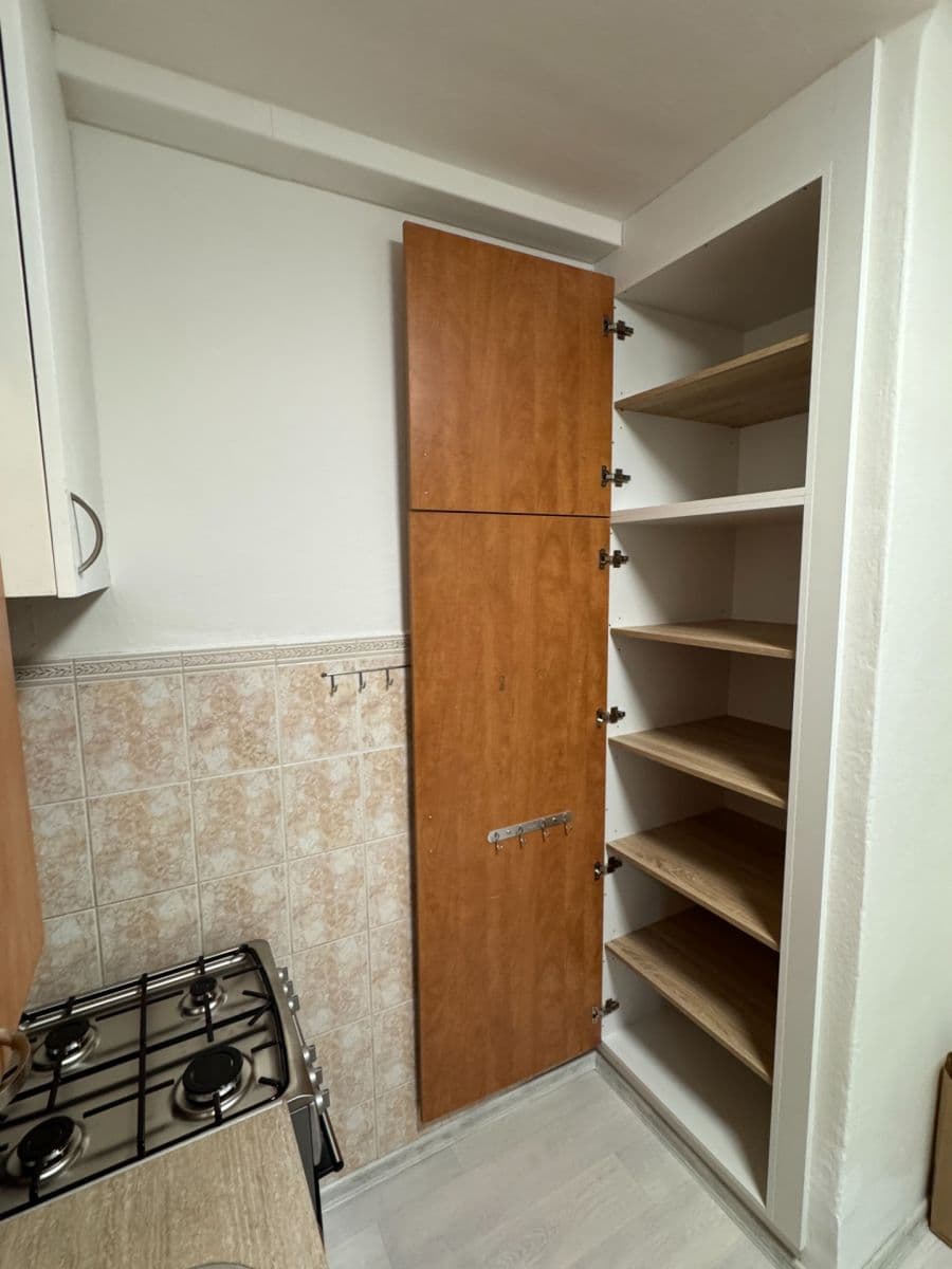 Pronájem bytu 2+1 56 m², náměstí Družby, Ostrava, Moravskoslezský kraj Pronájem bytu 2+1 56 m², náměstí Družby, Ostrava, Moravskoslezský kraj