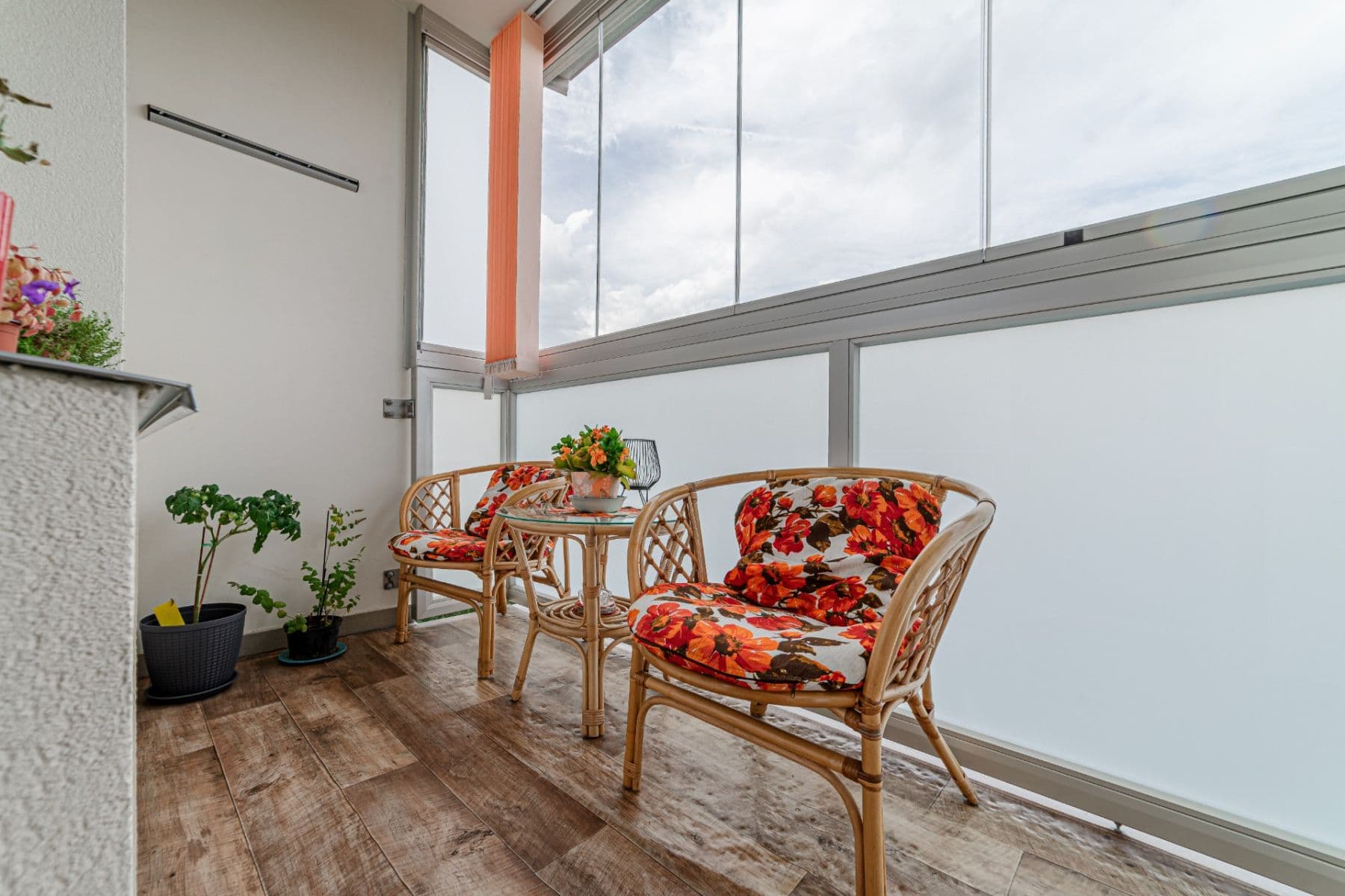 Pronájem bytu 2+1 56 m², náměstí Družby, Ostrava, Moravskoslezský kraj Pronájem bytu 2+1 56 m², náměstí Družby, Ostrava, Moravskoslezský kraj