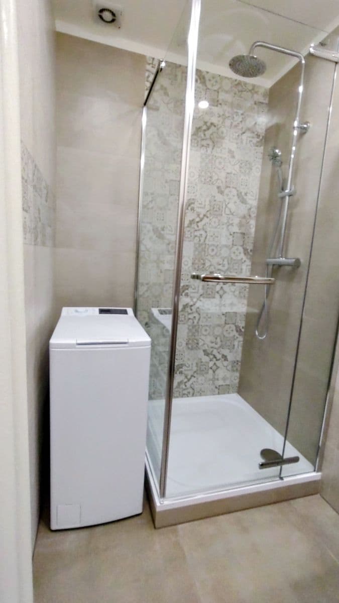 Pronájem bytu 2+1 52 m², Malovická, Praha, Praha Pronájem bytu 2+1 52 m², Malovická, Praha, Praha