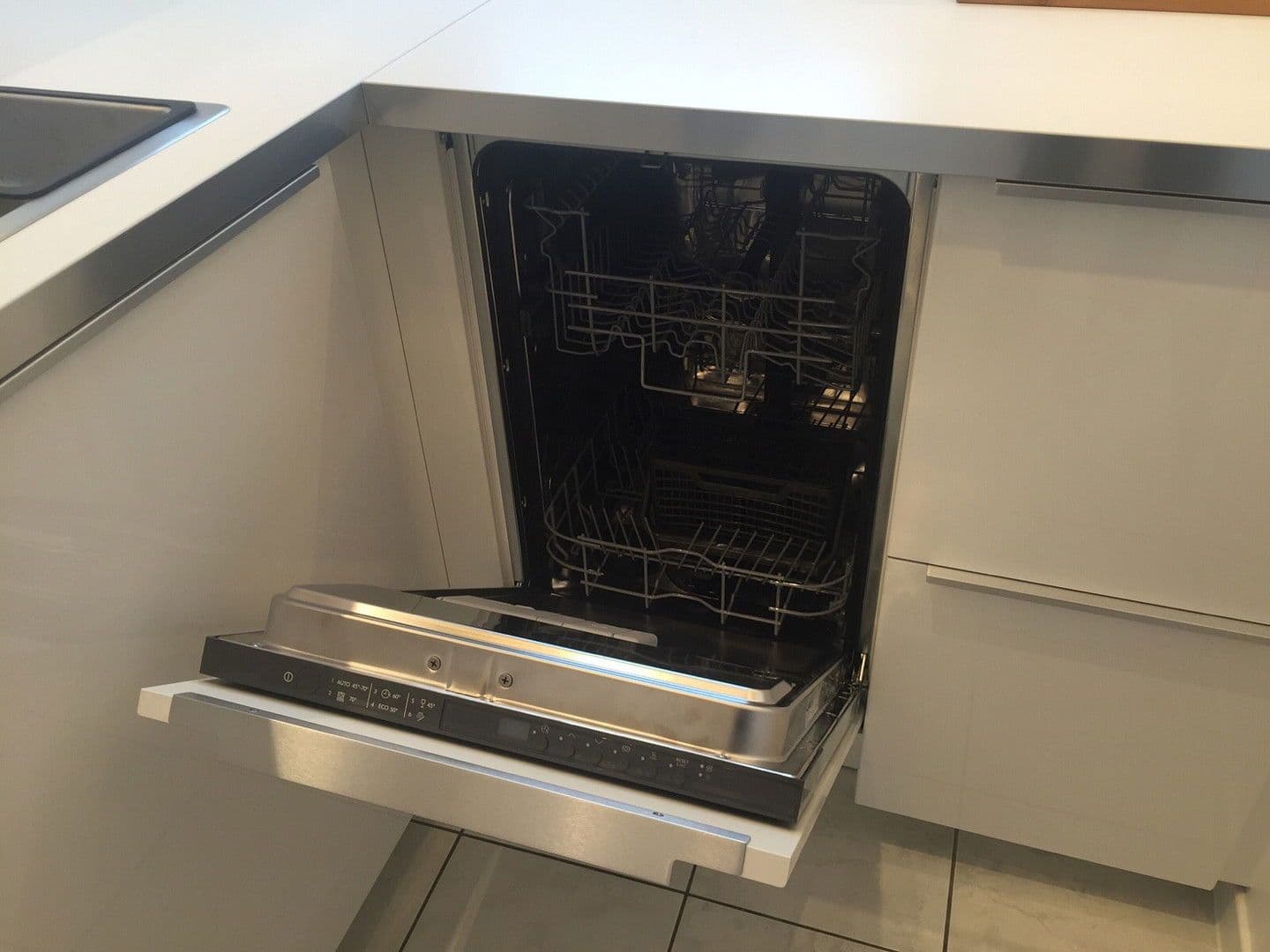 Prodej bytu 2+1 48 m², Berlinerstrasse 2, Sulzbach (Taunus), Hessen Prodej bytu 2+1 48 m², Berlinerstrasse 2, Sulzbach (Taunus), Hessen