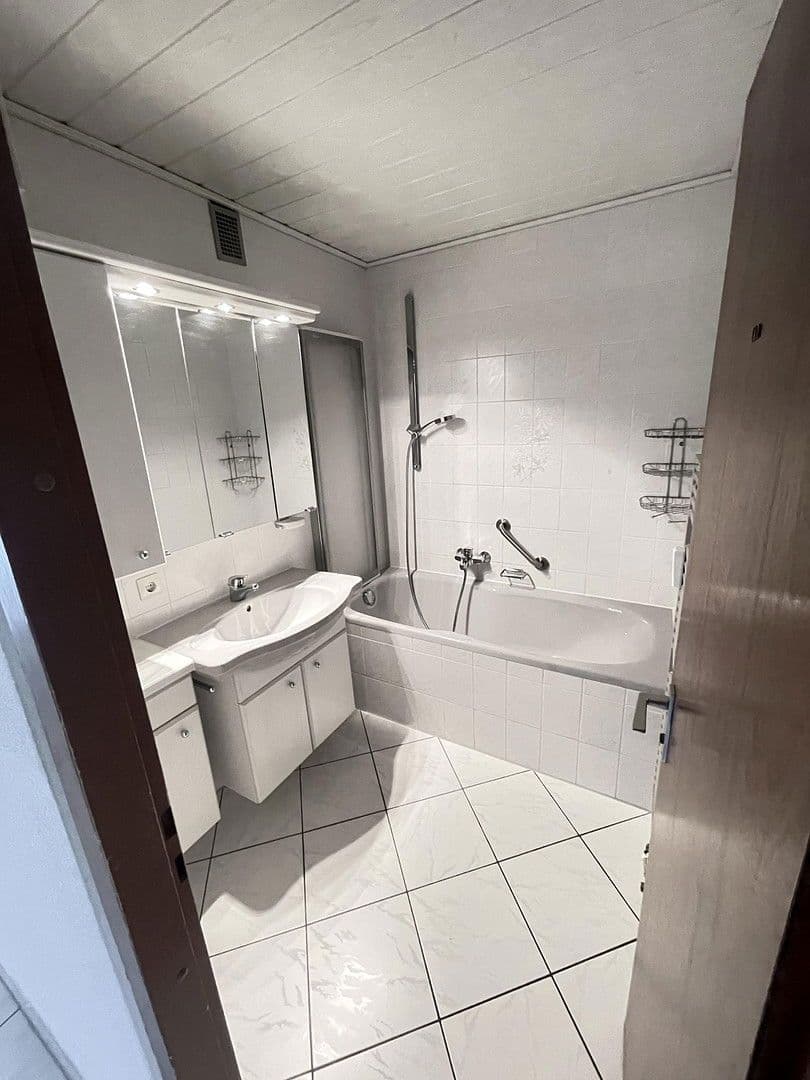 Prodej bytu 3+kk 84 m², Gärtringen, Bádensko-Württembersko Prodej bytu 3+kk 84 m², Gärtringen, Bádensko-Württembersko