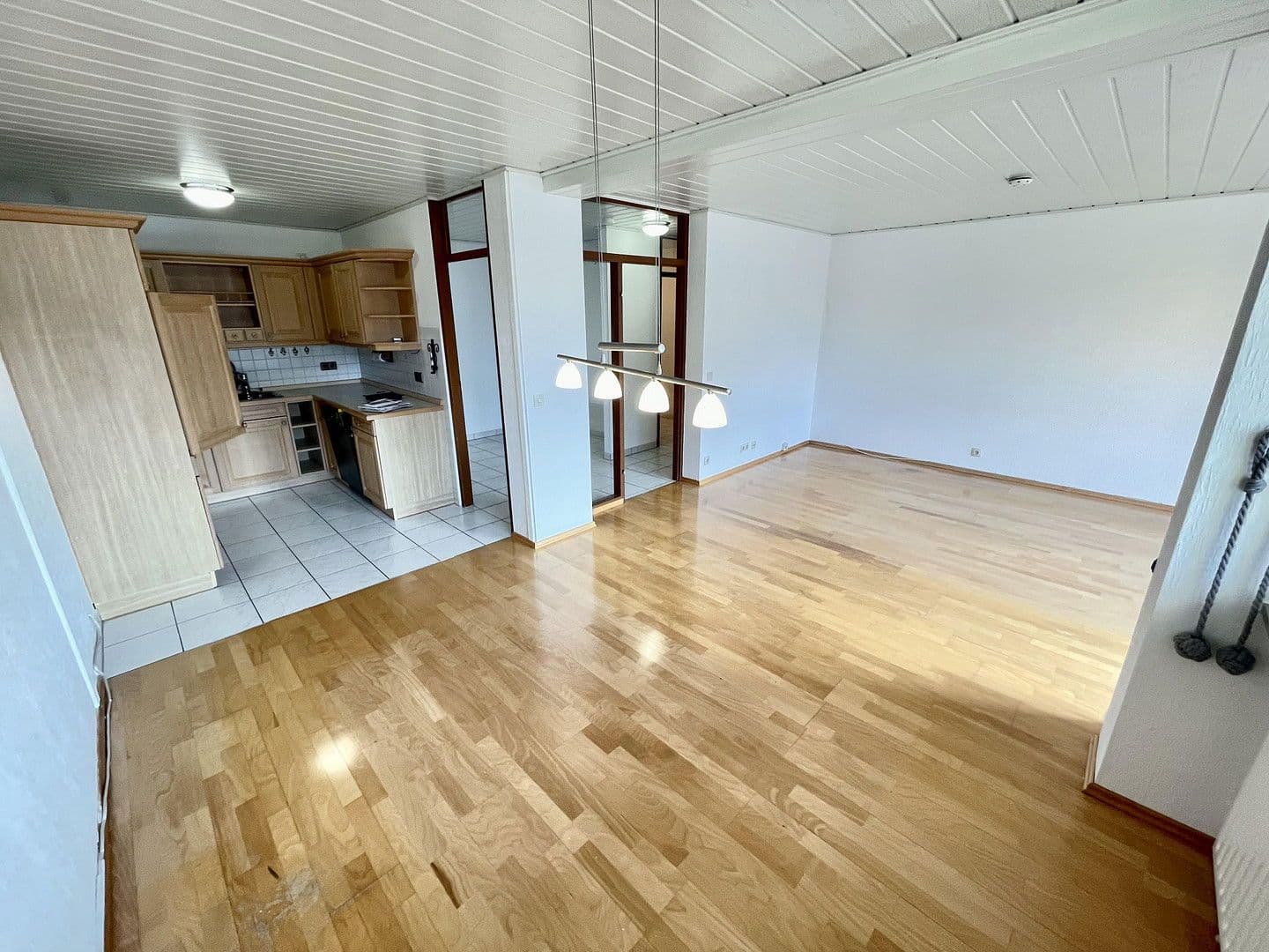 Prodej bytu 3+kk 84 m², Gärtringen, Bádensko-Württembersko Prodej bytu 3+kk 84 m², Gärtringen, Bádensko-Württembersko