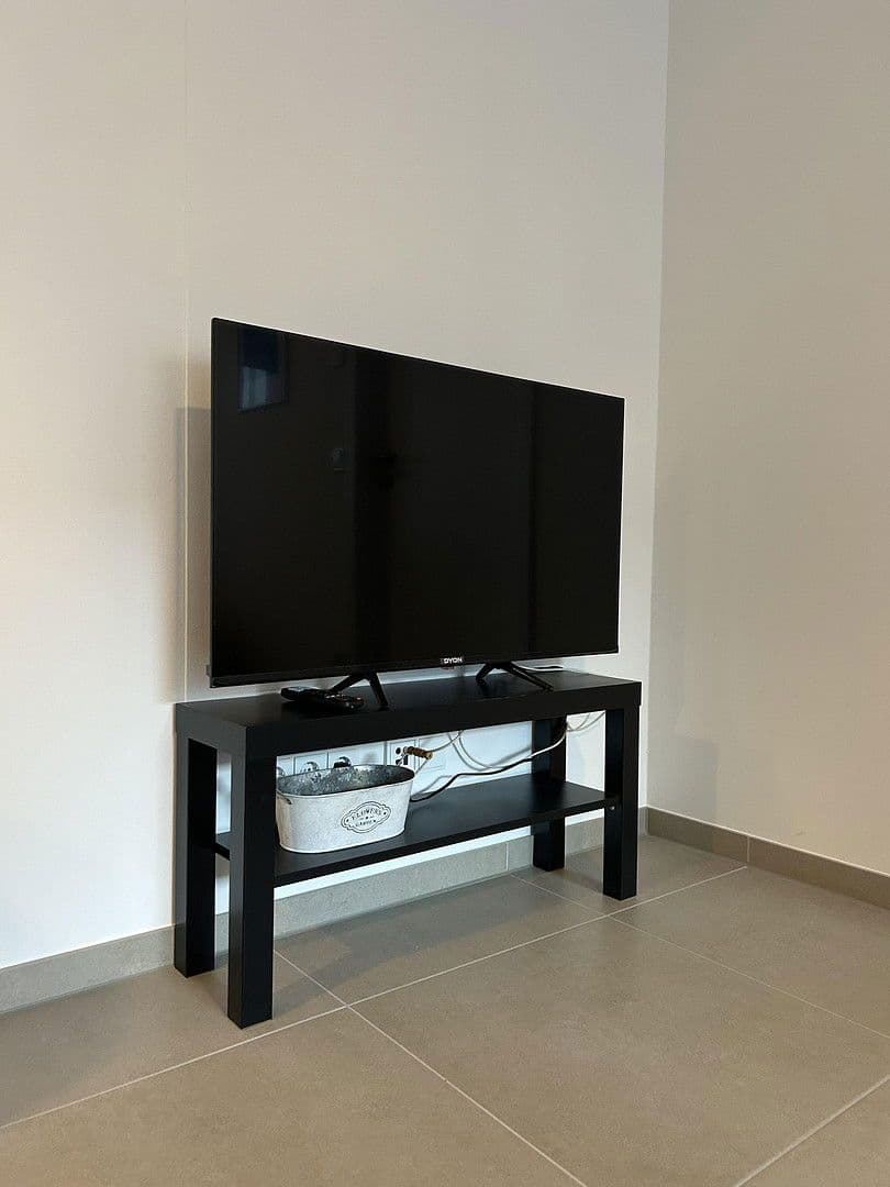 Pronájem bytu 2+1 53 m², Zschokkestraße 36, München, Bavorsko Pronájem bytu 2+1 53 m², Zschokkestraße 36, München, Bavorsko