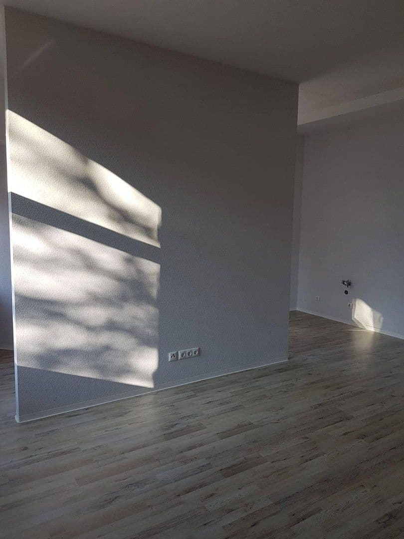 Pronájem bytu 3+1 85 m², Bahnhofstraße 2, Reichenbach, Sasko Pronájem bytu 3+1 85 m², Bahnhofstraße 2, Reichenbach, Sasko