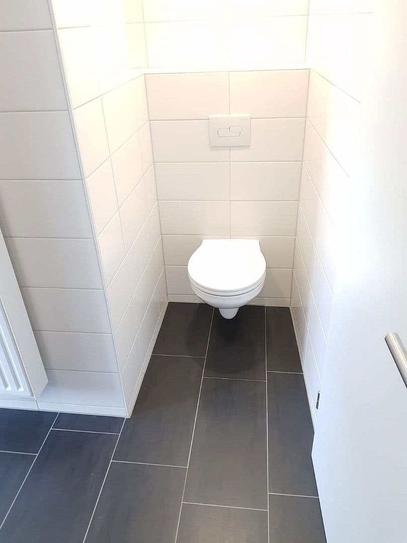 Pronájem bytu 3+1 85 m², Bahnhofstraße 2, Reichenbach, Sasko Pronájem bytu 3+1 85 m², Bahnhofstraße 2, Reichenbach, Sasko