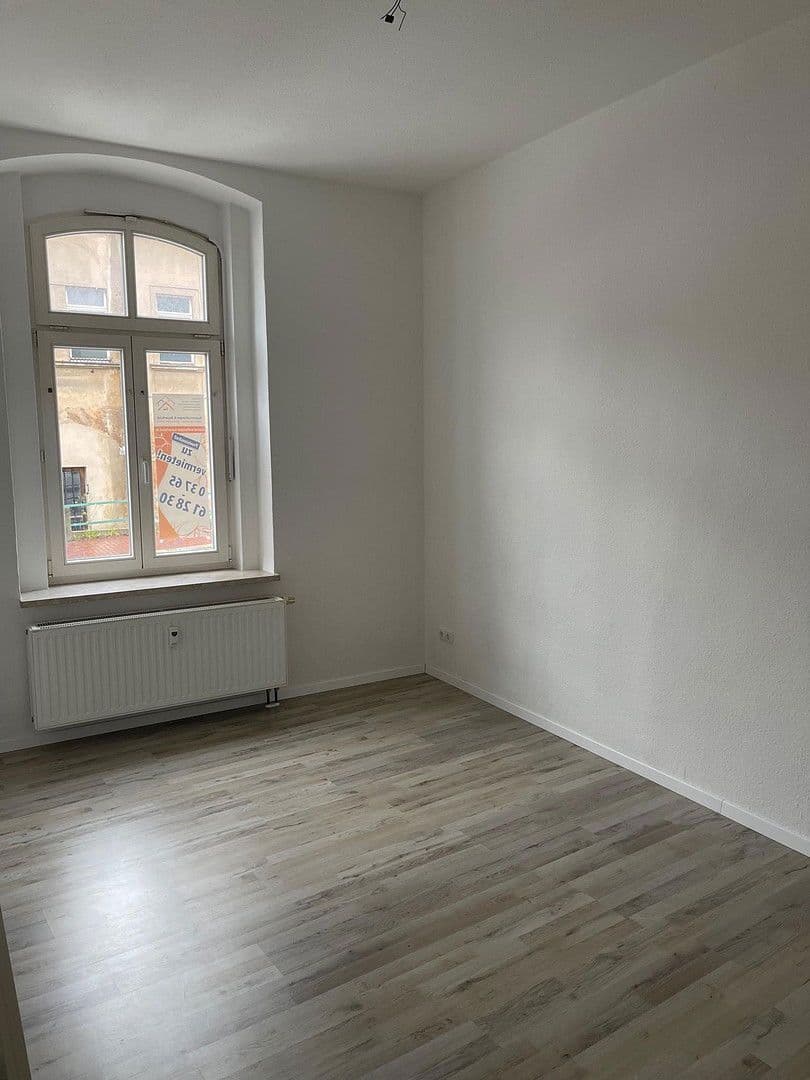 Pronájem bytu 3+1 85 m², Bahnhofstraße 2, Reichenbach, Sasko Pronájem bytu 3+1 85 m², Bahnhofstraße 2, Reichenbach, Sasko