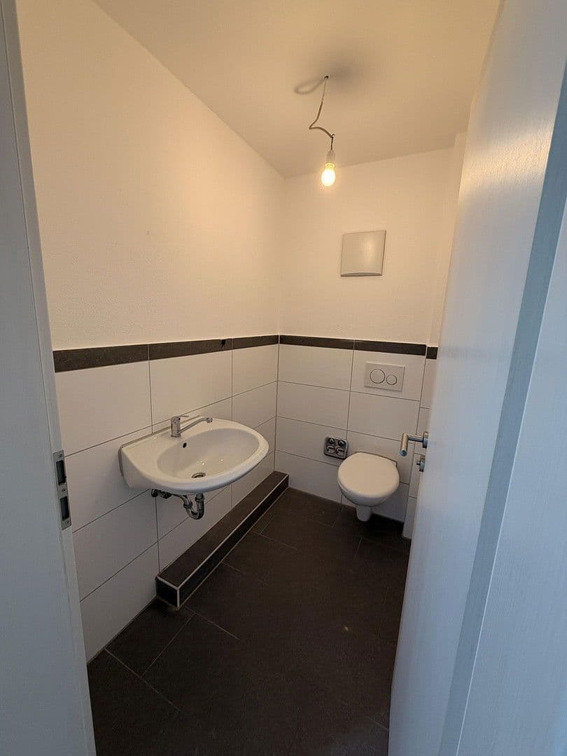 Pronájem bytu 4+kk 95 m², Bad Rappenau, Bádensko-Württembersko Pronájem bytu 4+kk 95 m², Bad Rappenau, Bádensko-Württembersko