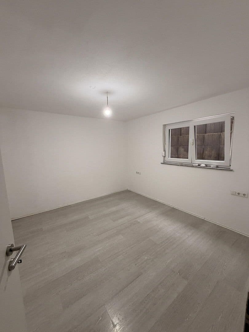 Pronájem bytu 4+kk 95 m², Bad Rappenau, Bádensko-Württembersko Pronájem bytu 4+kk 95 m², Bad Rappenau, Bádensko-Württembersko