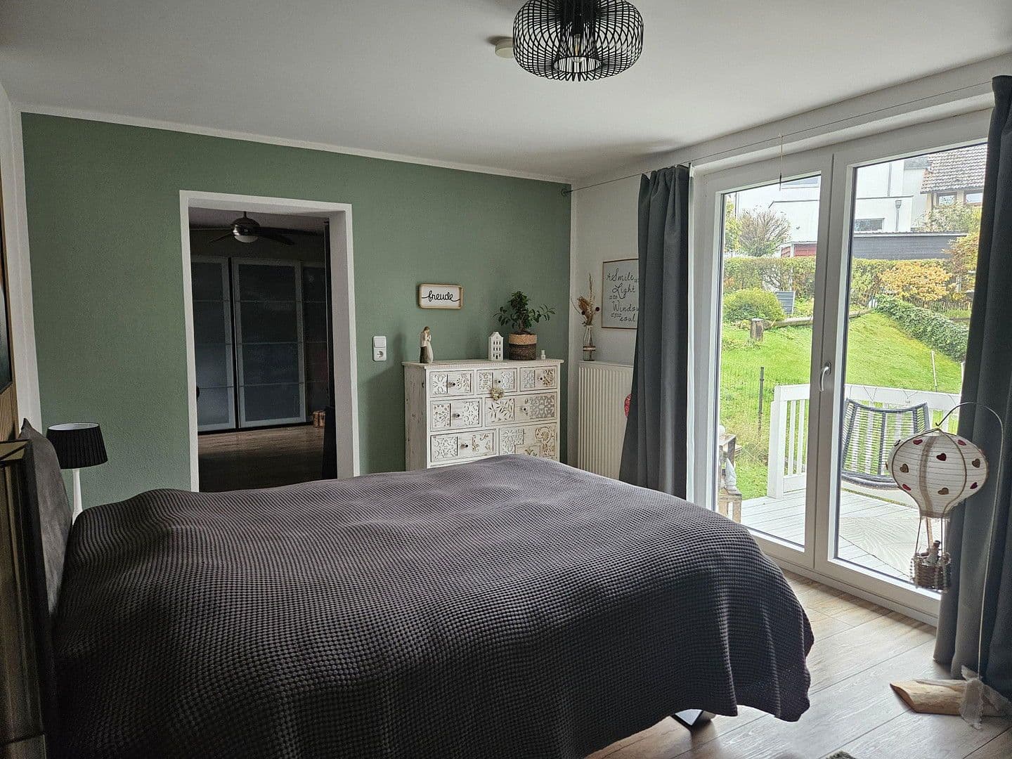 Prodej domu 152 m², pozemek 921 m², Heinersreuth, Bavorsko Prodej domu 152 m², pozemek 921 m², Heinersreuth, Bavorsko