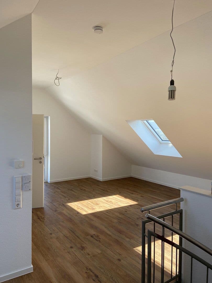 Pronájem bytu 3+1 81 m², Crailsheim, Bádensko-Württembersko Pronájem bytu 3+1 81 m², Crailsheim, Bádensko-Württembersko