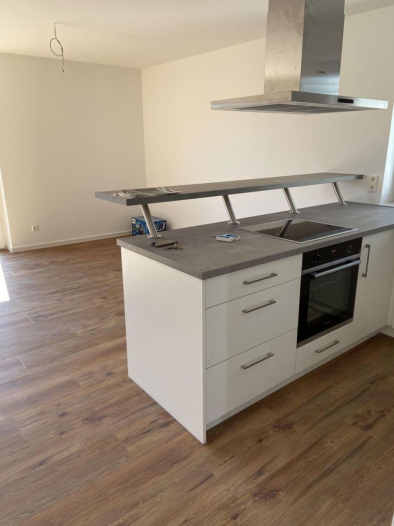 Pronájem bytu 3+1 81 m², Crailsheim, Bádensko-Württembersko Pronájem bytu 3+1 81 m², Crailsheim, Bádensko-Württembersko