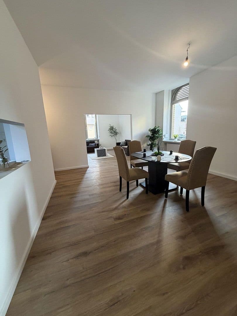 Prodej bytu 5+1 125 m², Kämmererstr 32, Speyer, Porýní-Falc Prodej bytu 5+1 125 m², Kämmererstr 32, Speyer, Porýní-Falc