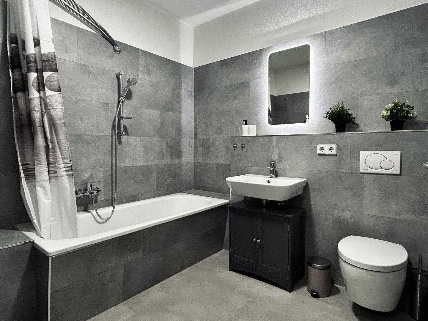 Prodej bytu 2+1 62 m², Hermann-Liebmann-Straße 50, Leipzig, Sasko Prodej bytu 2+1 62 m², Hermann-Liebmann-Straße 50, Leipzig, Sasko