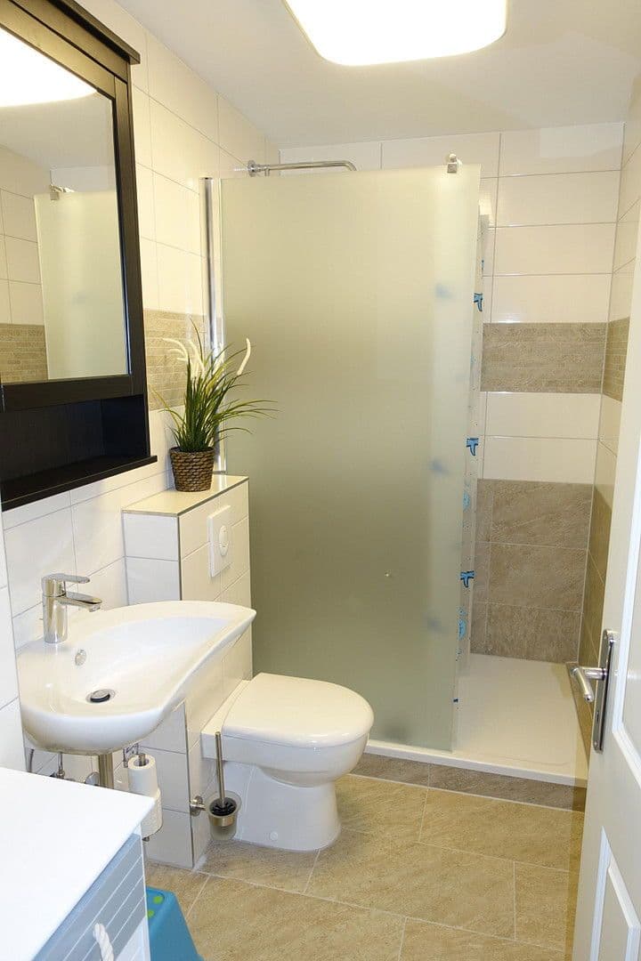 Pronájem bytu 2+1 46 m², Apothekergarten 3, Kröpelin, Mecklenburg-Vorpommern Pronájem bytu 2+1 46 m², Apothekergarten 3, Kröpelin, Mecklenburg-Vorpommern