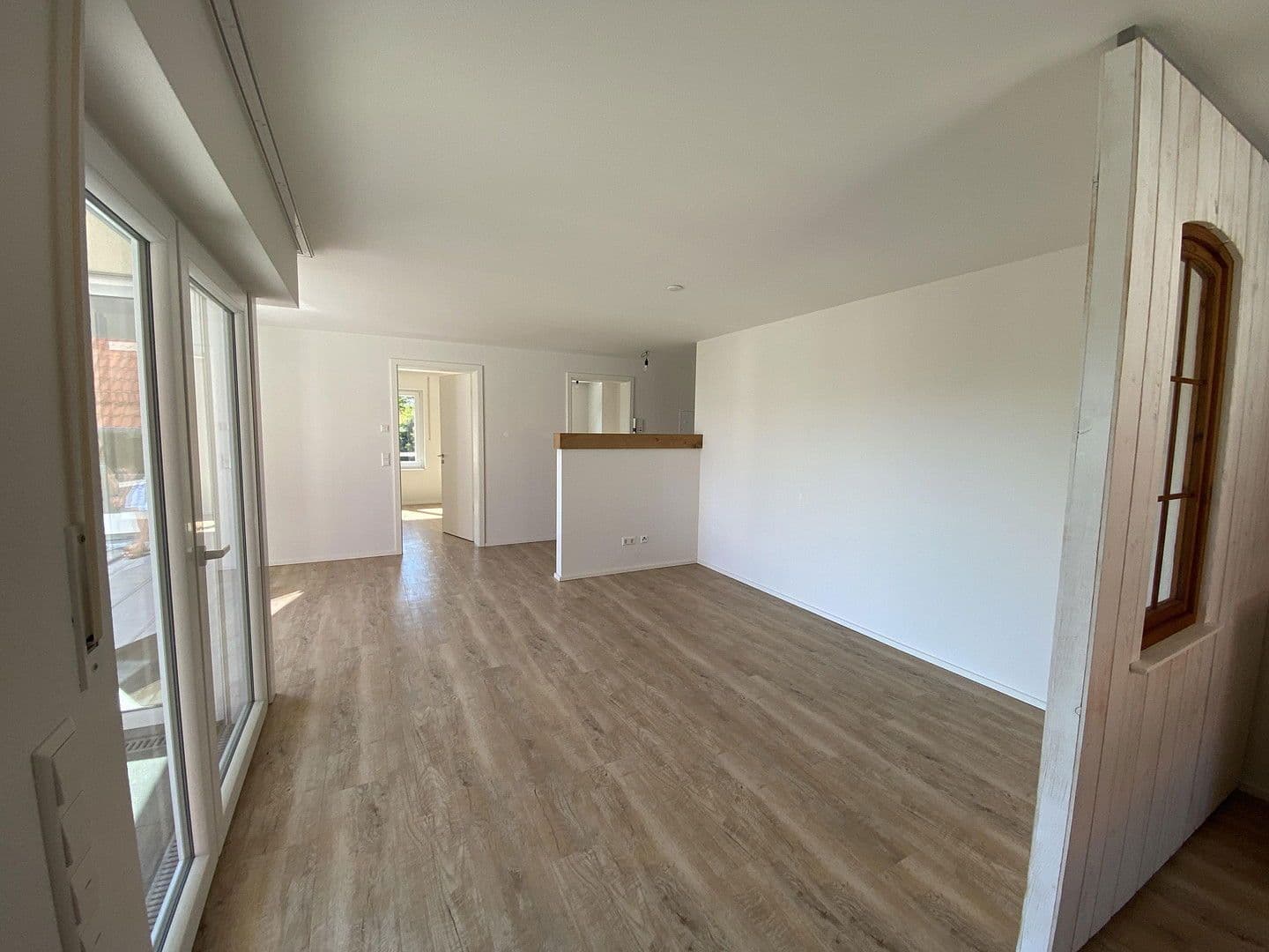 Pronájem bytu 3+kk 78 m², Möggenweilerstraße 22/1, Markdorf, Bádensko-Württembersko Pronájem bytu 3+kk 78 m², Möggenweilerstraße 22/1, Markdorf, Bádensko-Württembersko