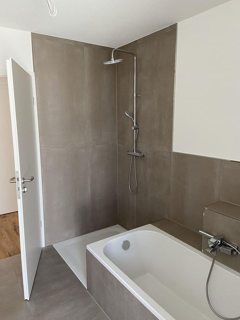 Pronájem bytu 3+1 92 m², Crailsheim, Bádensko-Württembersko Pronájem bytu 3+1 92 m², Crailsheim, Bádensko-Württembersko