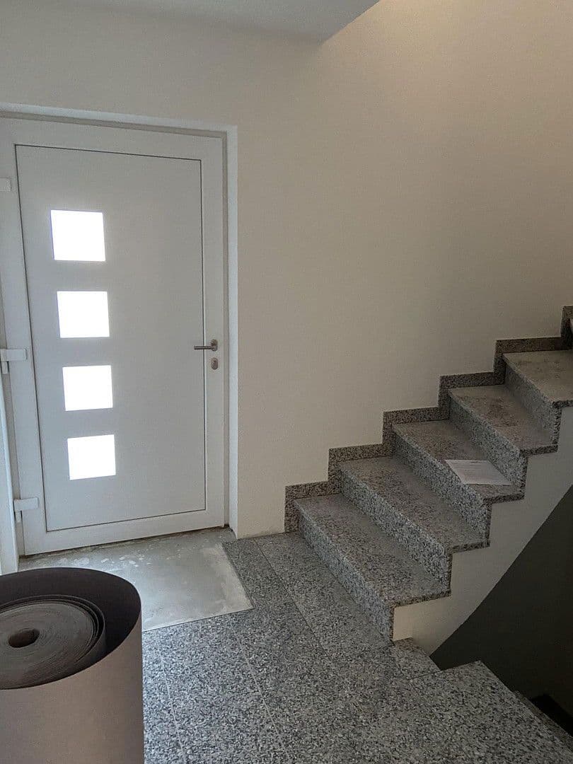 Pronájem bytu 3+1 92 m², Crailsheim, Bádensko-Württembersko Pronájem bytu 3+1 92 m², Crailsheim, Bádensko-Württembersko