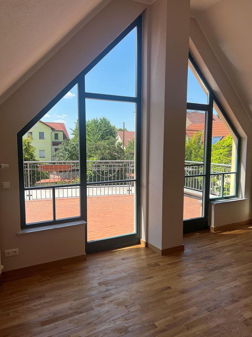 Prodej domu 503 m², pozemek 593 m², Thomas Müntzer Straße 50, Elxleben, Durynsko Prodej domu 503 m², pozemek 593 m², Thomas Müntzer Straße 50, Elxleben, Durynsko