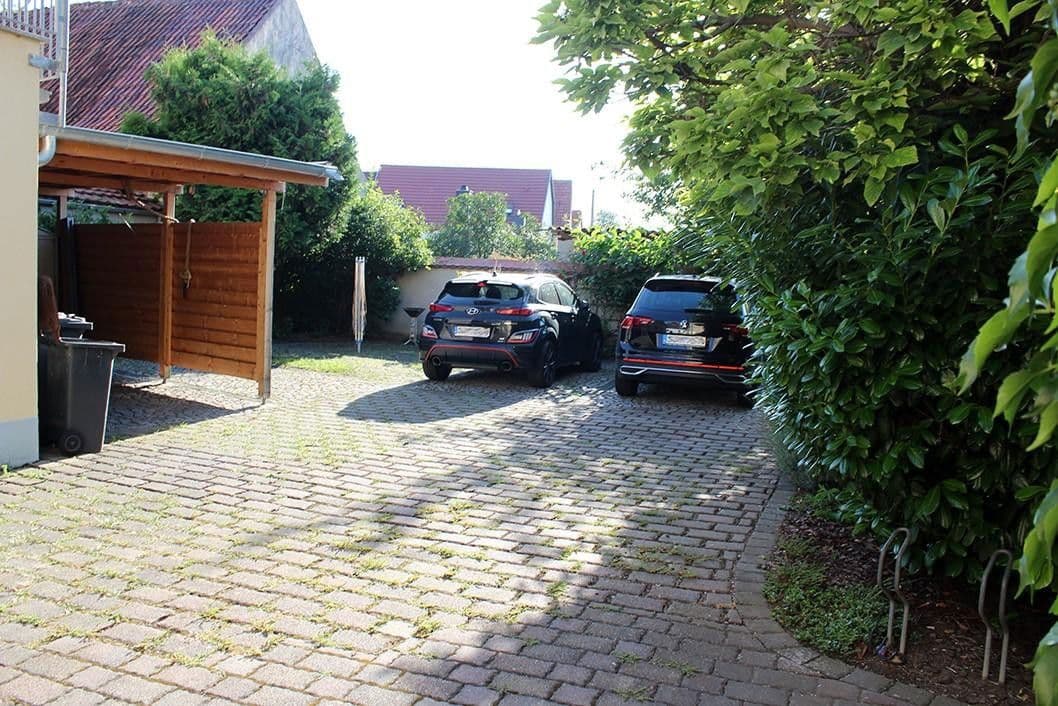 Prodej domu 503 m², pozemek 593 m², Thomas Müntzer Straße 50, Elxleben, Durynsko Prodej domu 503 m², pozemek 593 m², Thomas Müntzer Straße 50, Elxleben, Durynsko