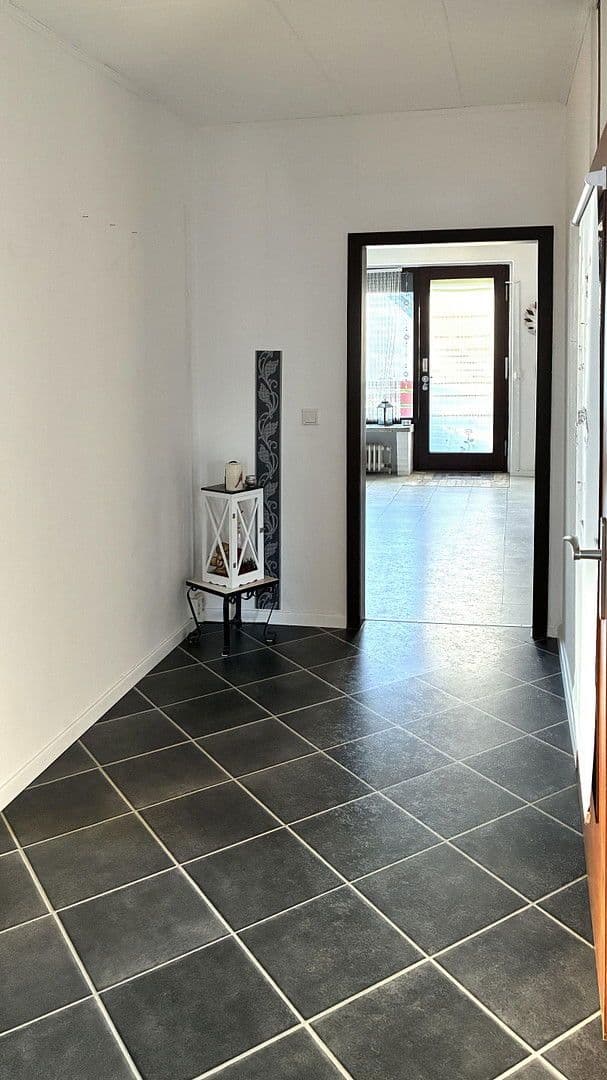 Prodej domu 208 m², pozemek 1.000 m², Lehrte, Dolní Sasko Prodej domu 208 m², pozemek 1.000 m², Lehrte, Dolní Sasko