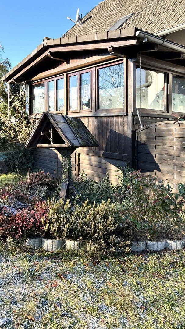 Prodej domu 208 m², pozemek 1.000 m², Lehrte, Dolní Sasko Prodej domu 208 m², pozemek 1.000 m², Lehrte, Dolní Sasko