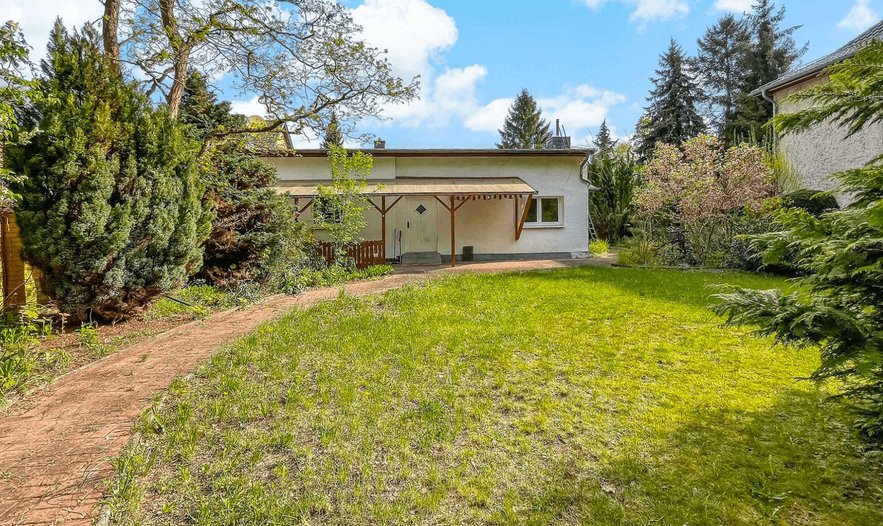 Prodej domu 72 m², pozemek 493 m², Berlin, Berlín Prodej domu 72 m², pozemek 493 m², Berlin, Berlín