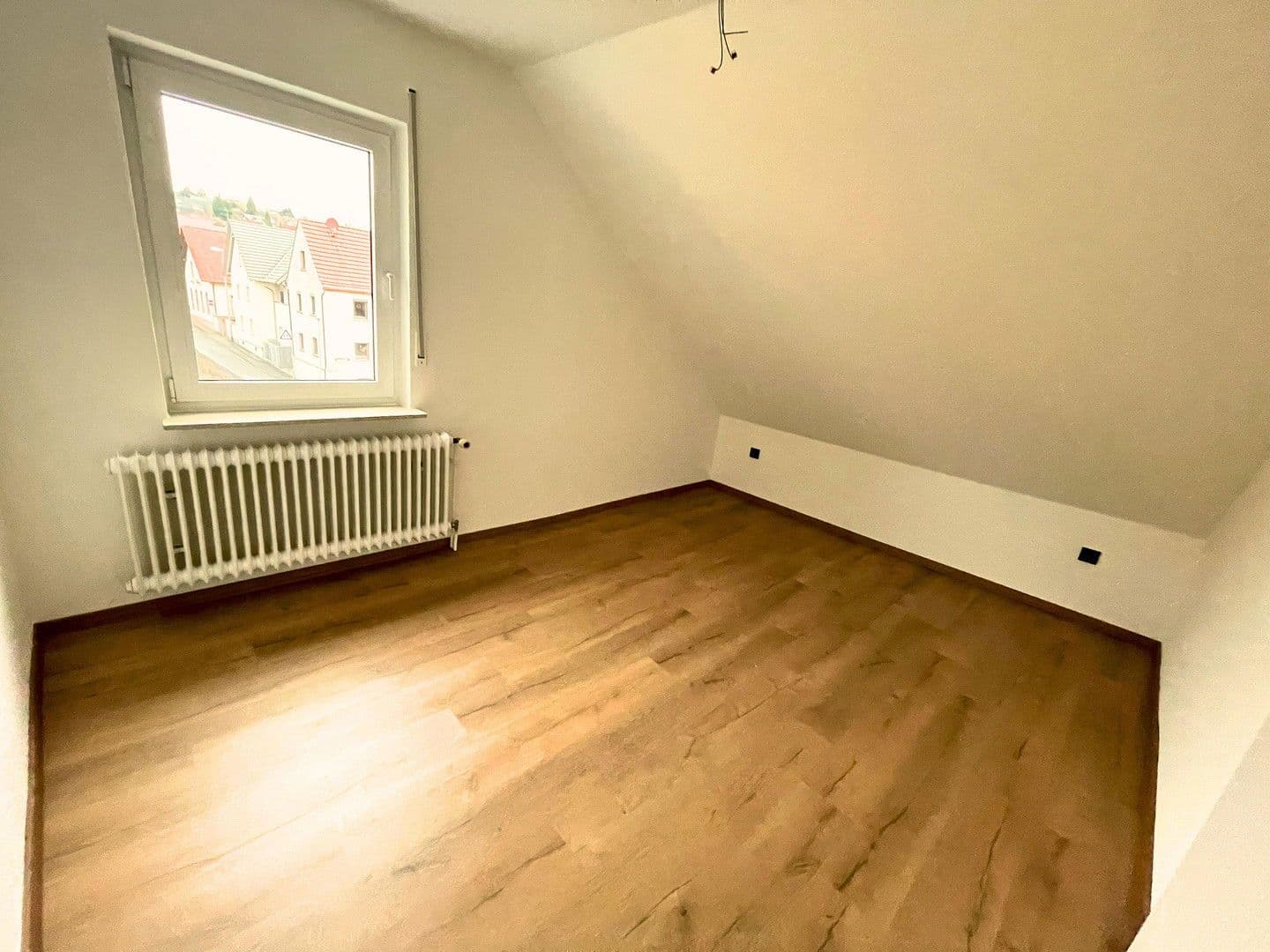 Pronájem bytu 2+1 70 m², Goldbach, Bavorsko Pronájem bytu 2+1 70 m², Goldbach, Bavorsko