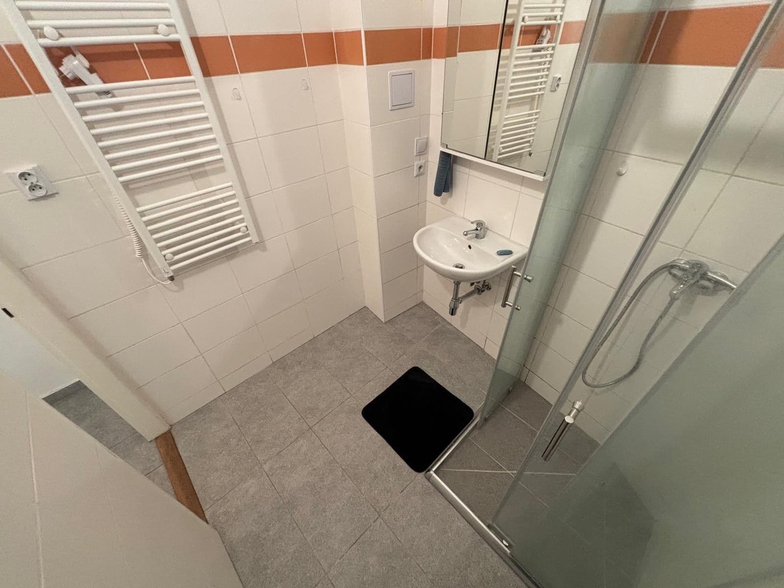 Pronájem bytu 1+kk 32 m², Ortenovo náměstí, Praha, Praha Pronájem bytu 1+kk 32 m², Ortenovo náměstí, Praha, Praha