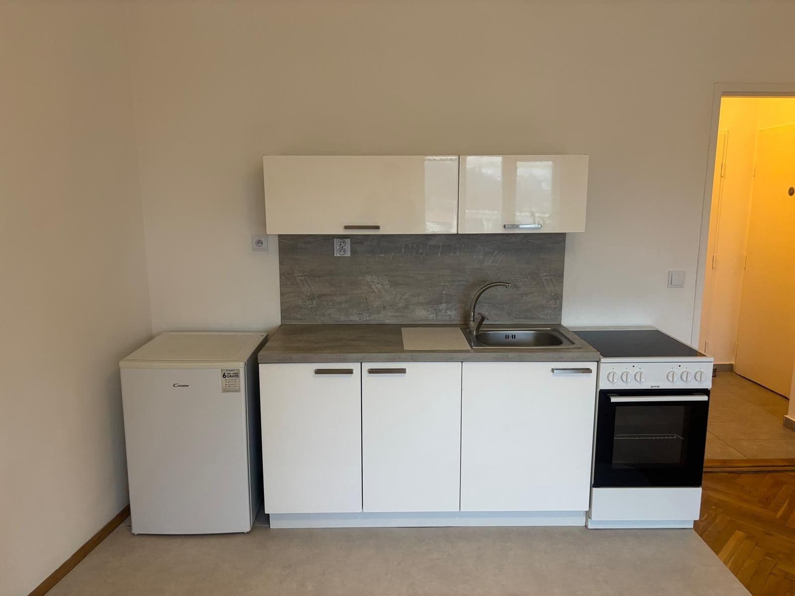 Pronájem bytu 1+kk 32 m², Ortenovo náměstí, Praha, Praha Pronájem bytu 1+kk 32 m², Ortenovo náměstí, Praha, Praha