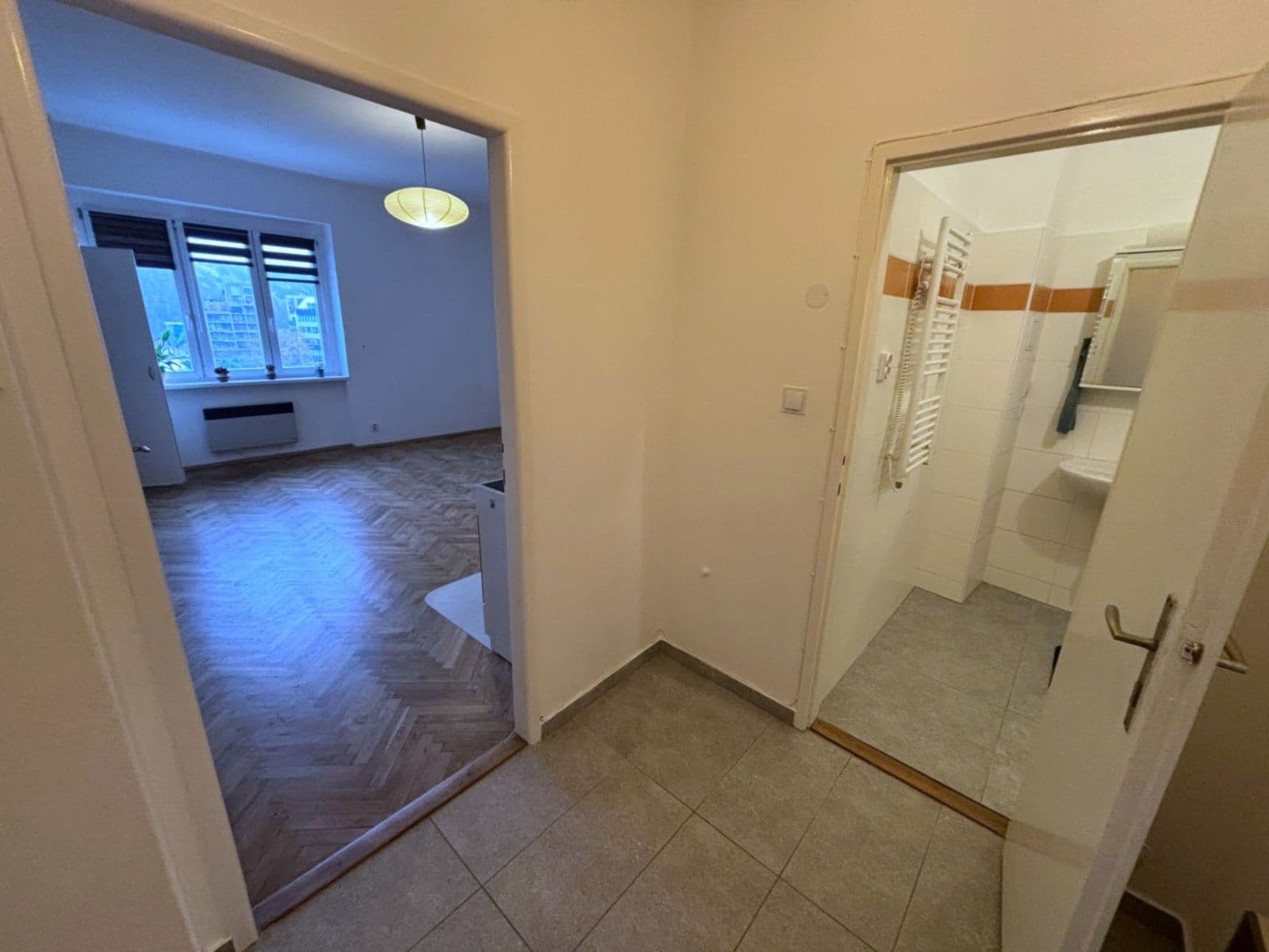 Pronájem bytu 1+kk 32 m², Ortenovo náměstí, Praha, Praha Pronájem bytu 1+kk 32 m², Ortenovo náměstí, Praha, Praha
