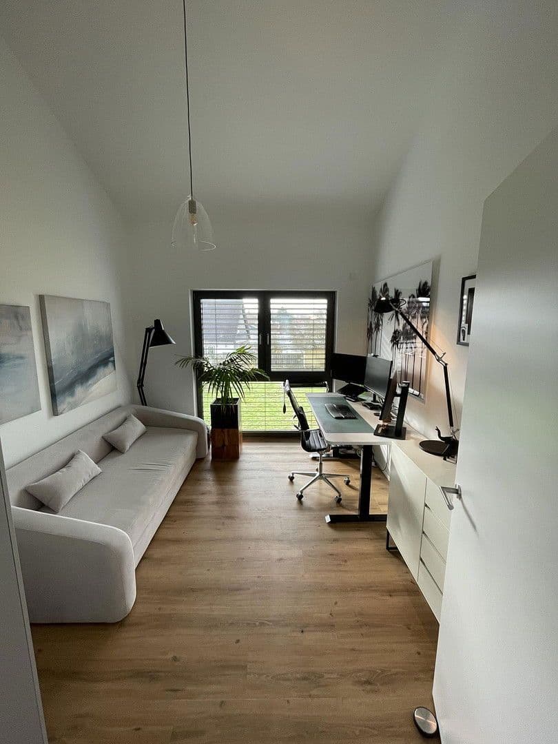 Pronájem bytu 4+1 142 m², Bad Vilbel, Hessen Pronájem bytu 4+1 142 m², Bad Vilbel, Hessen