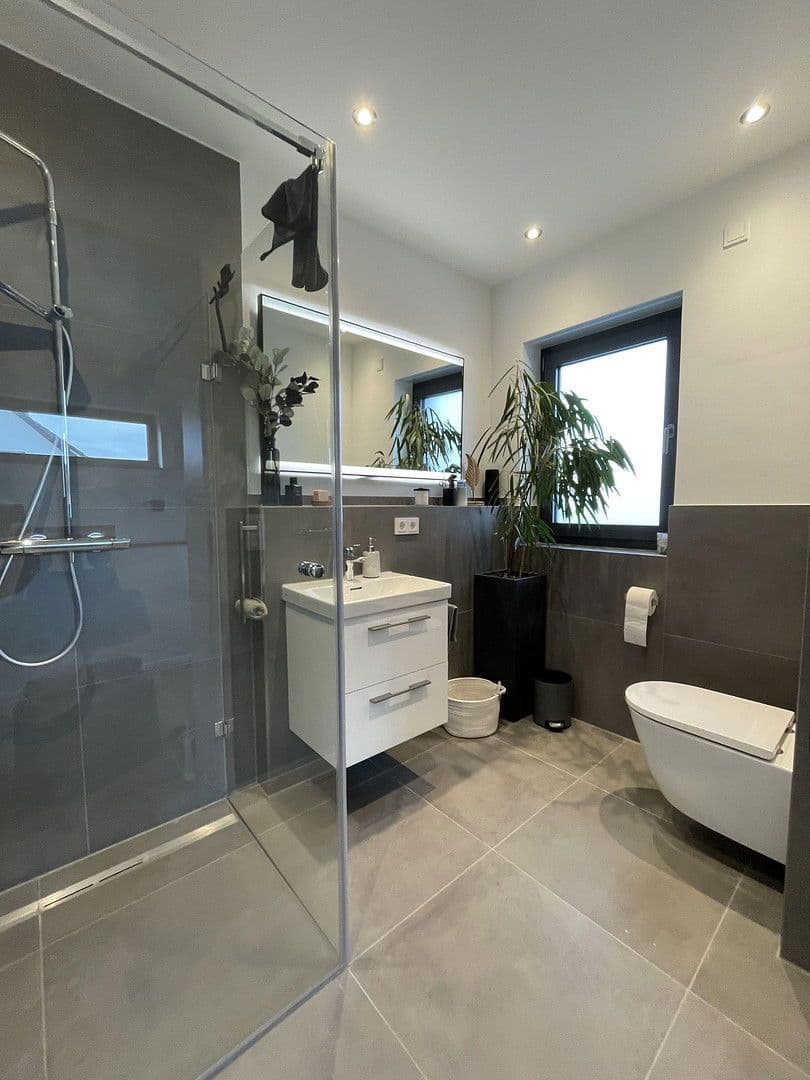 Pronájem bytu 4+1 142 m², Bad Vilbel, Hessen Pronájem bytu 4+1 142 m², Bad Vilbel, Hessen