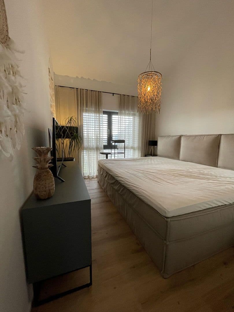 Pronájem bytu 4+1 142 m², Bad Vilbel, Hessen Pronájem bytu 4+1 142 m², Bad Vilbel, Hessen