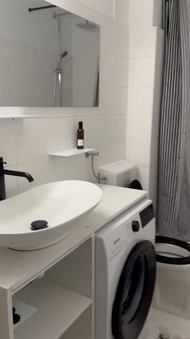 Pronájem bytu 1+kk 34 m², Friedmanngasse 38-40, Wien, Wien Pronájem bytu 1+kk 34 m², Friedmanngasse 38-40, Wien, Wien